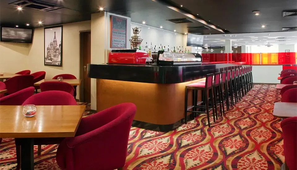 هتل هالیدی این مسکو لسنایا